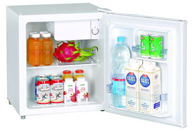 Chine Mini réfrigérateur de Home Depot avec les arrangements de température multiples de boîte plus froide usine